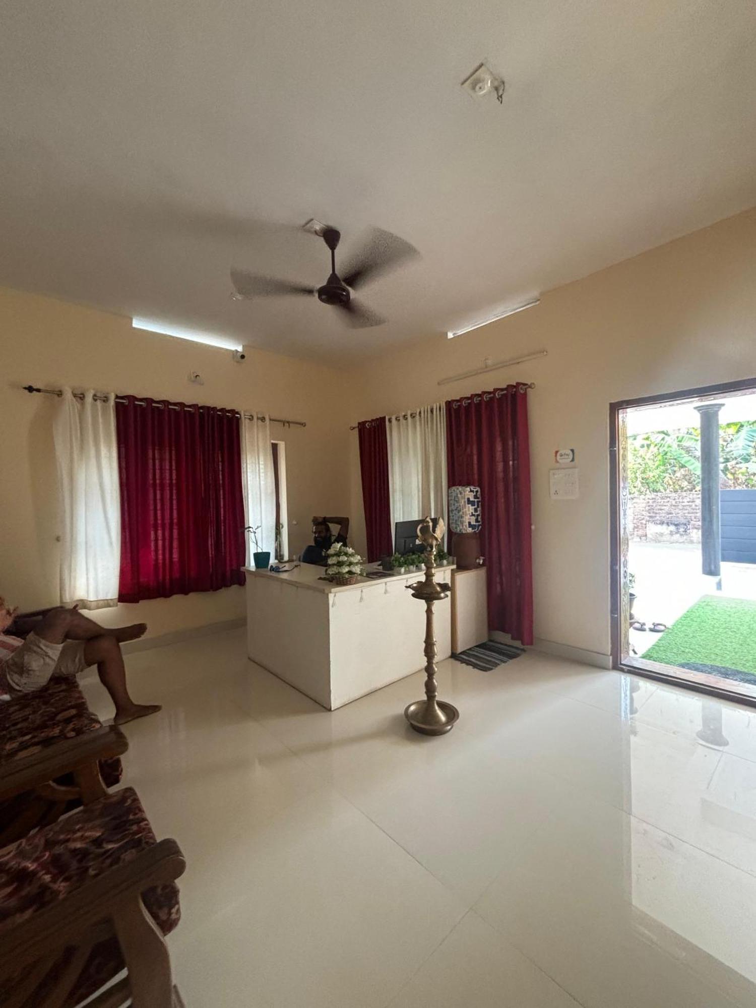 Anugraha Lotus Homestay Varkala Bagian luar foto