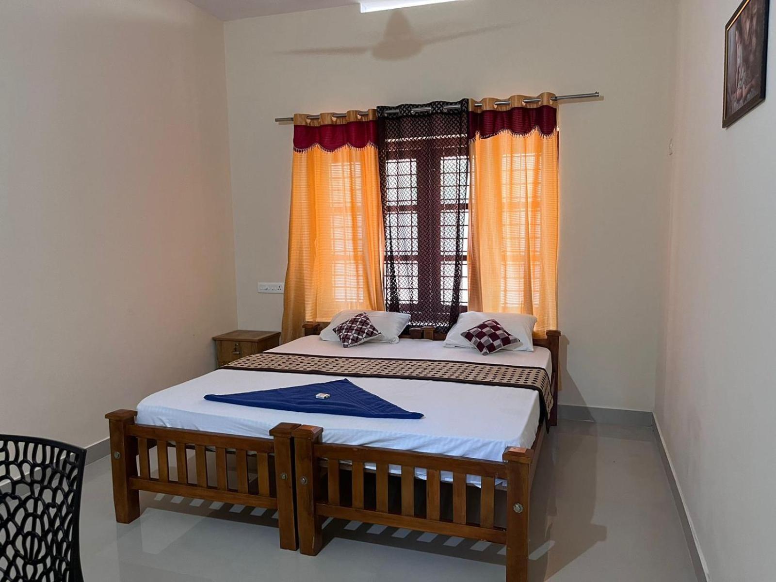 Anugraha Lotus Homestay Varkala Bagian luar foto