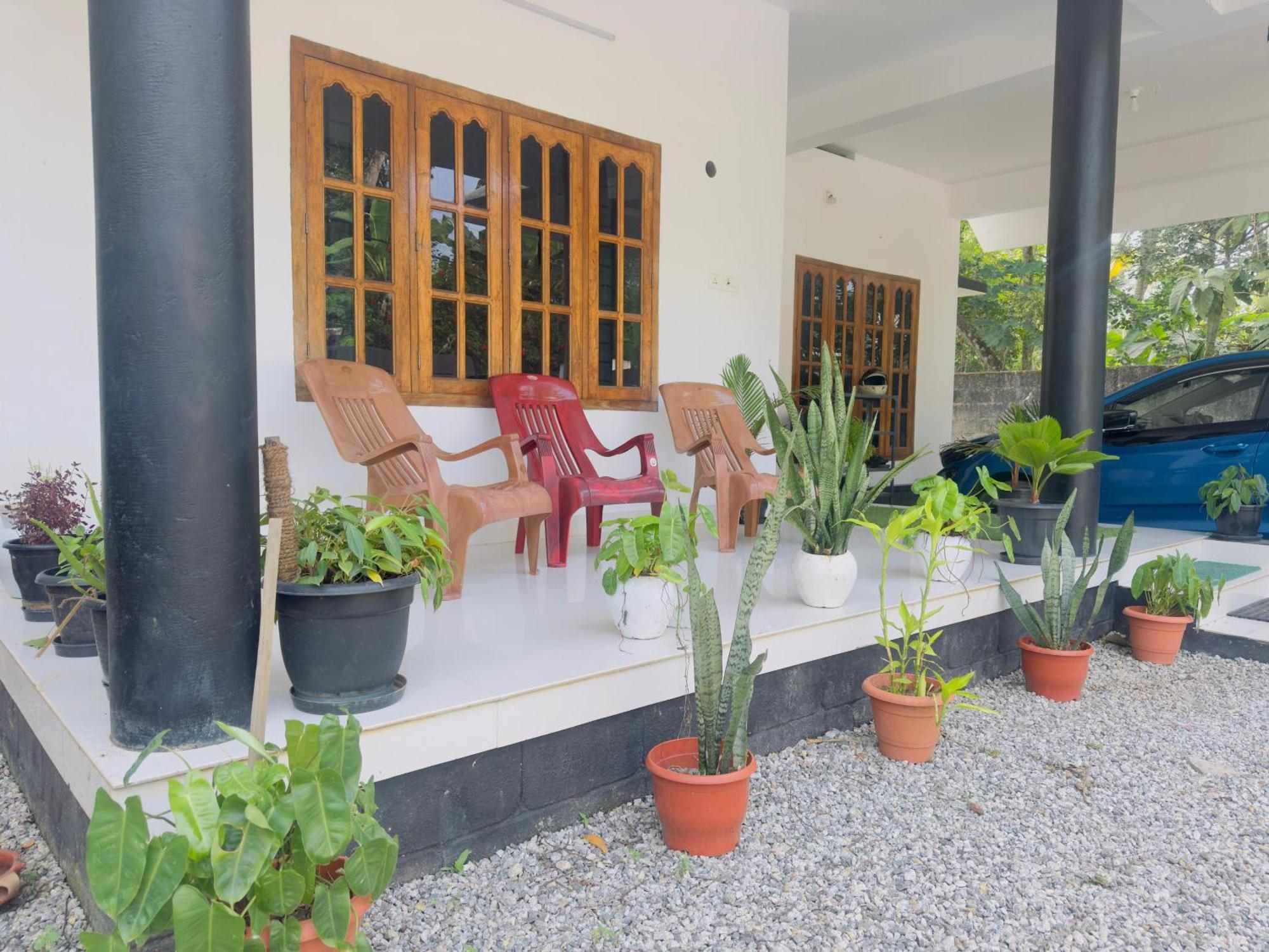 Anugraha Lotus Homestay Varkala Bagian luar foto